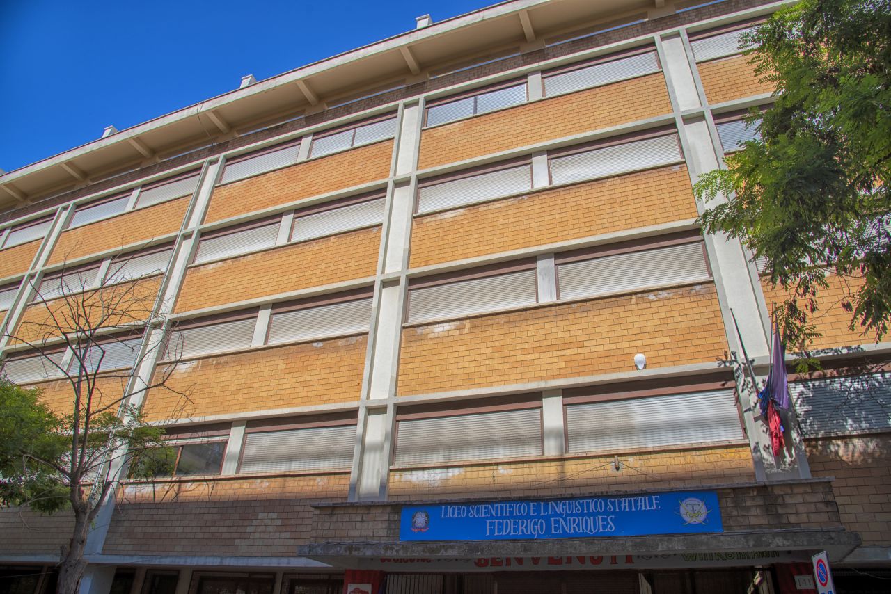 Le scuole superiori di Ostia